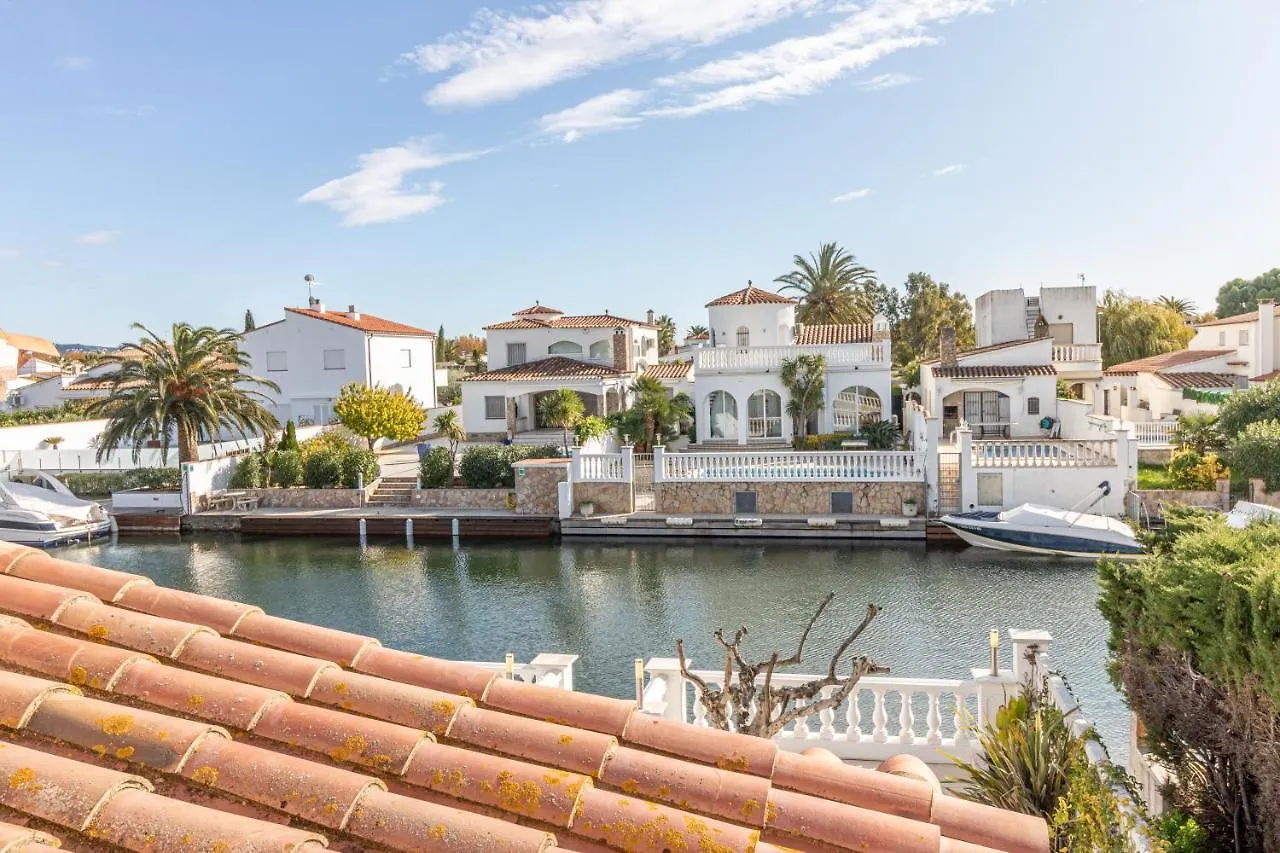 Apart-Rent Casa Con Piscina Flamicell 0042 Empuriabrava Hébergement de vacances