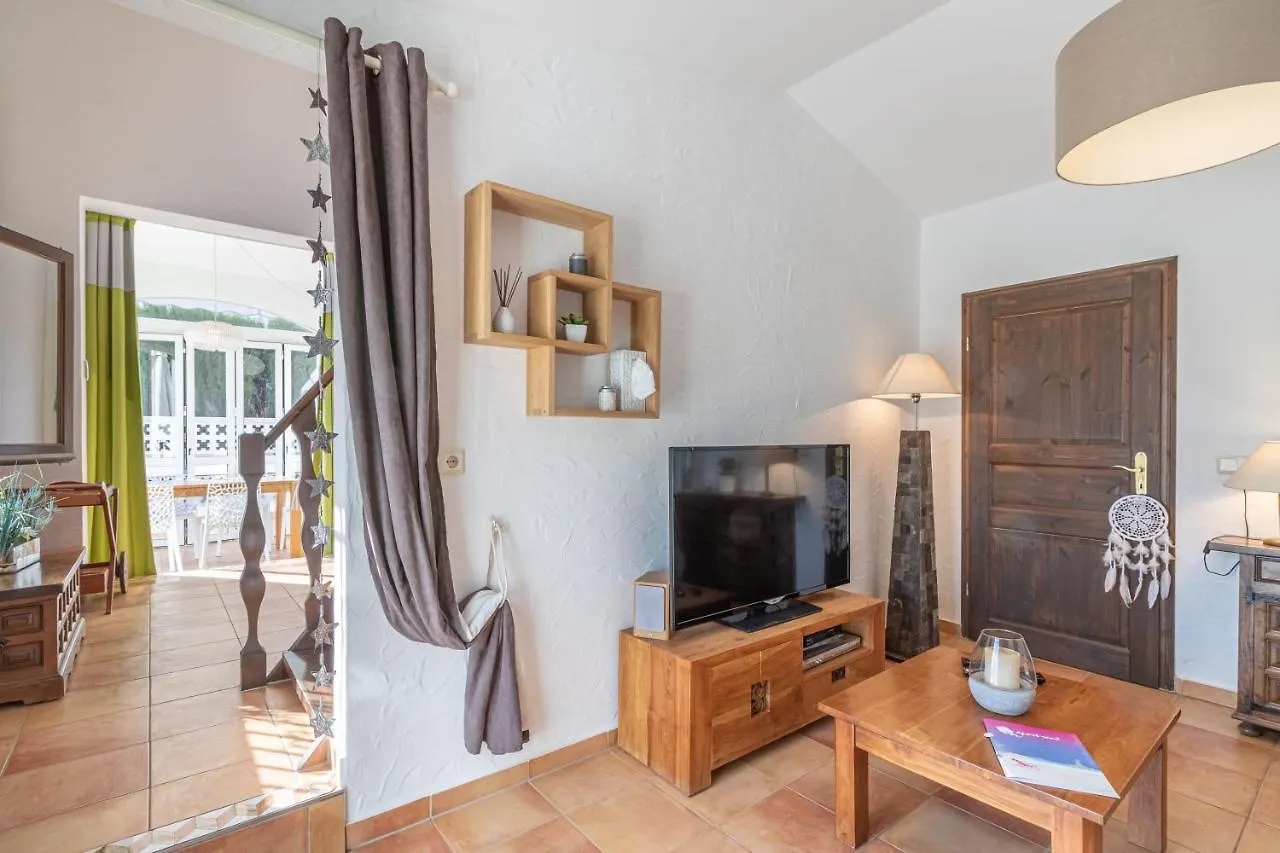 Apart-Rent Casa Con Piscina Flamicell 0042 Empuriabrava 0*,  Espagne